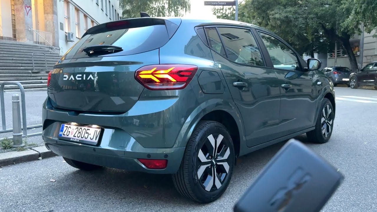 New DACIA SANDERO 2024/2025 (UPGRADED MODEL) - EVENING POV test drive (TCe 90)