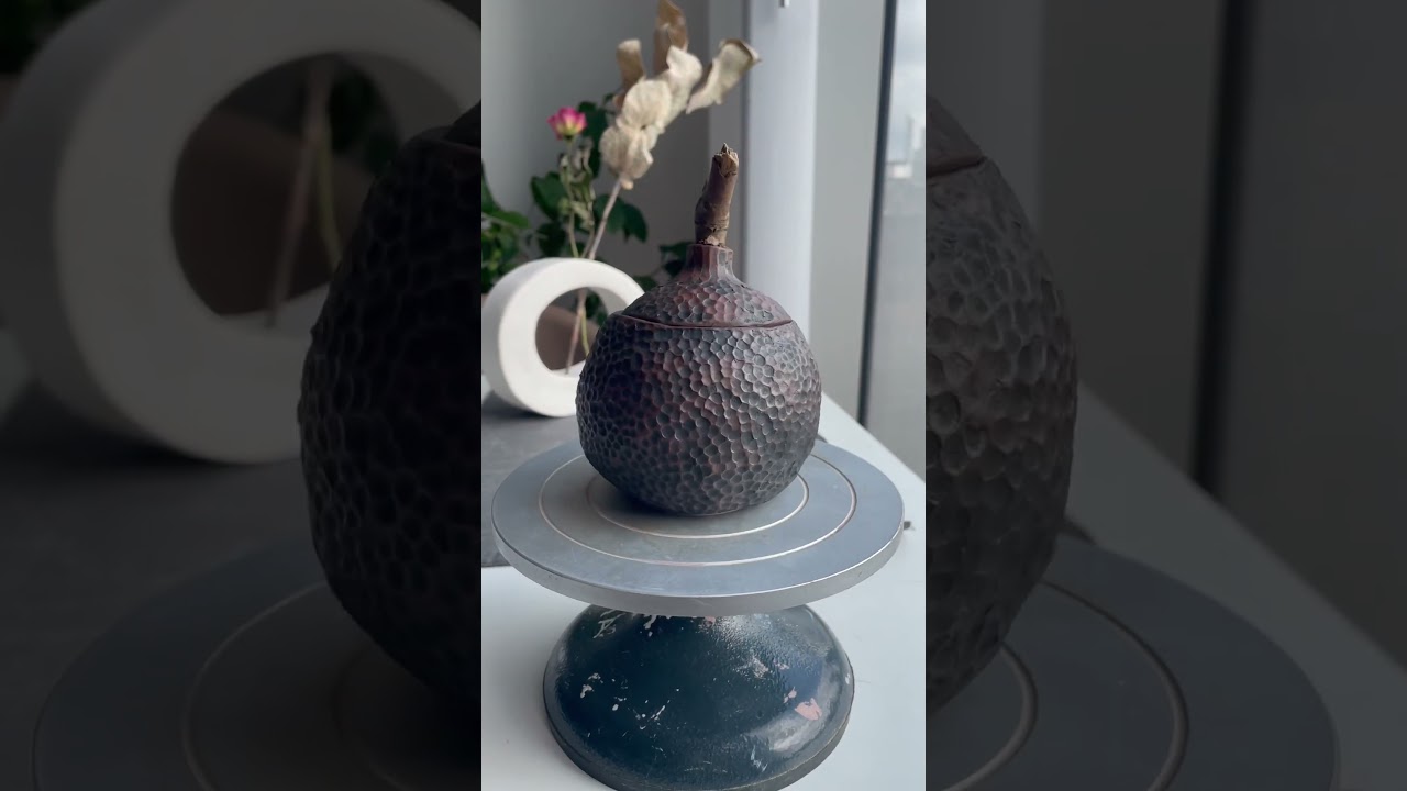 The Art of Pinch Pots: Sculpting Beauty with Your Fingertips #pottery #ceramicart #ceramicsculpture