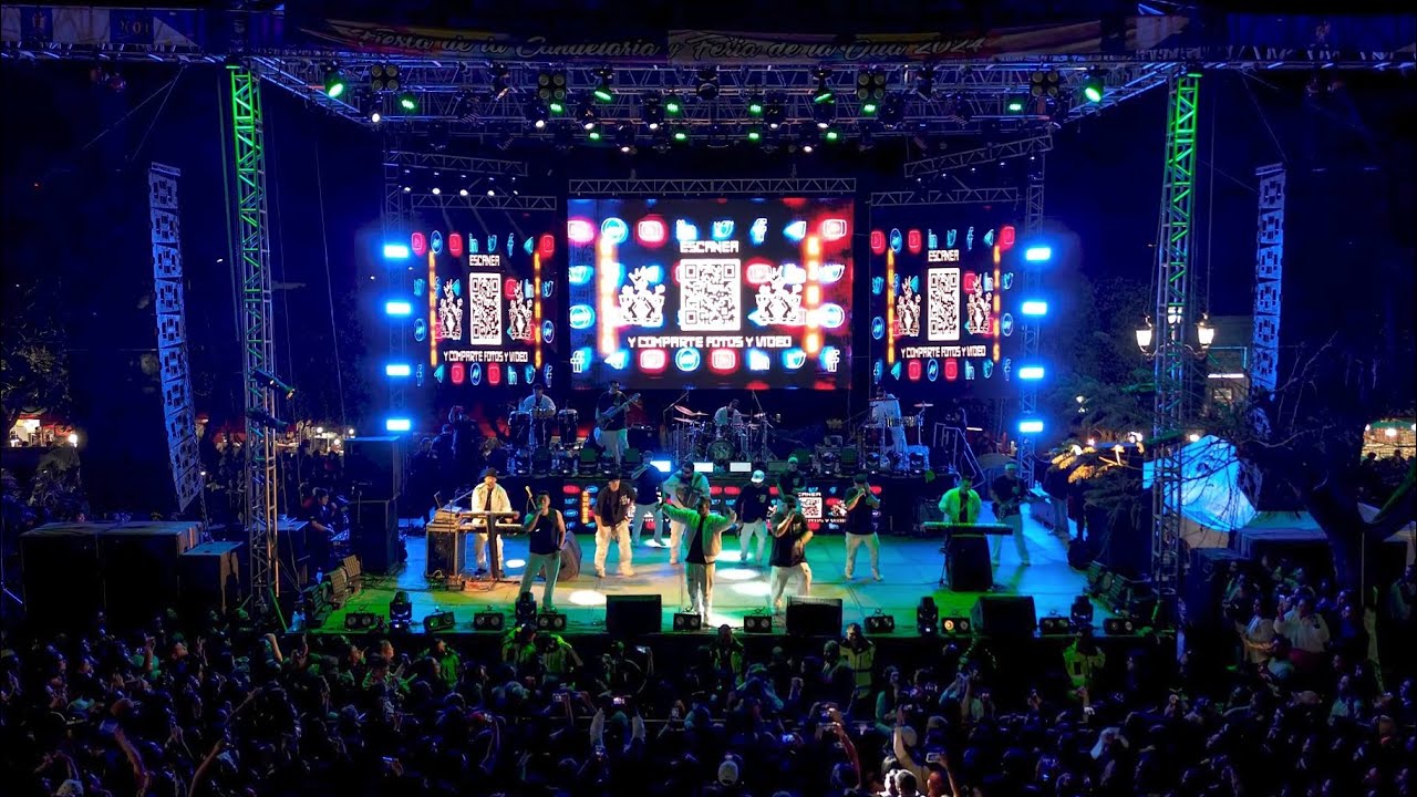 Fiesta de La Candelaria; Kumbia Kings I Pueblo Nuevo, Guanajuato, México.