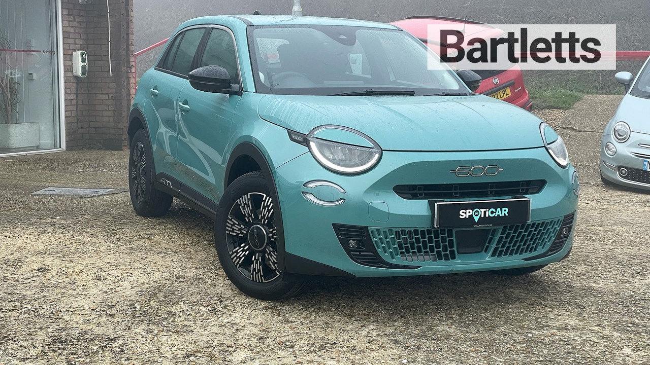 2025 Fiat 600 1.2 E-Hybrid DCT 110PS at Bartletts Hastings