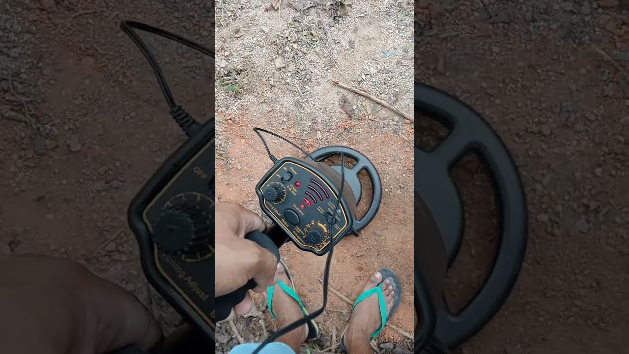 Gold Detector / Metal Detector  AR944M