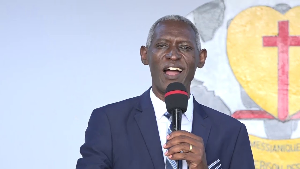 Umuhirwe ni nde? / Pasteur Adrien DIRIDIRI