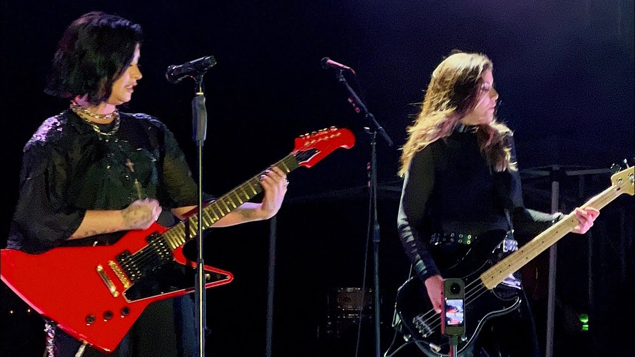 Demi Lovato — Sorry Not Sorry (Rock Version) — The Stone Pony Summer Stage Asbury Park, NJ