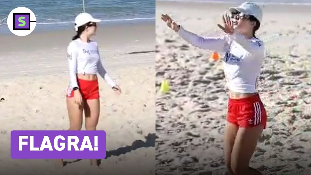 FLAGRA: Disfarçada? Jade Picon treina futevôlei na praia