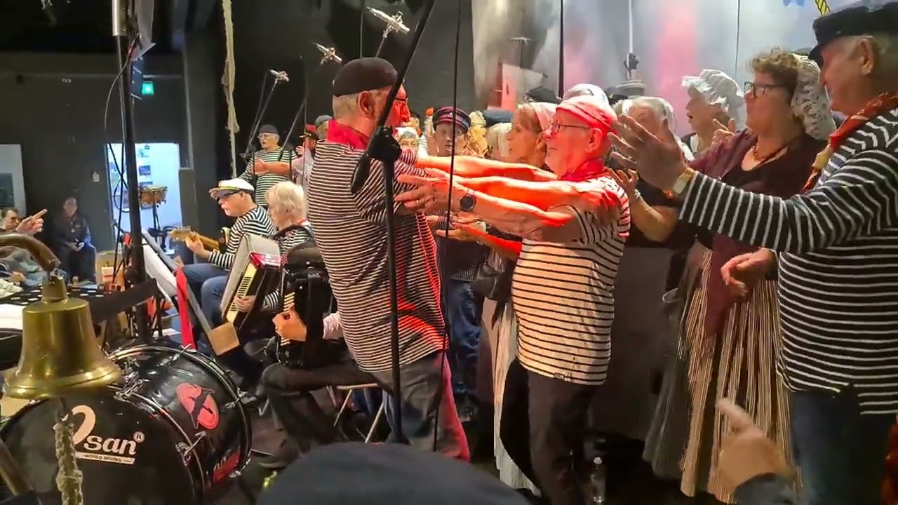 Shantykoor de Brulboei, laat maar lekker gaan