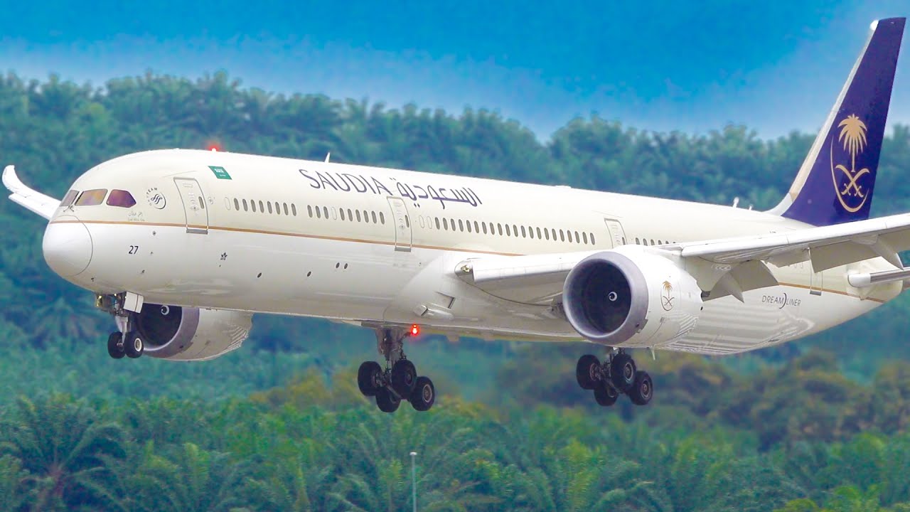 ✈️ 40 CLOSE UP LANDINGS | Kuala Lumpur Airport Plane Spotting
