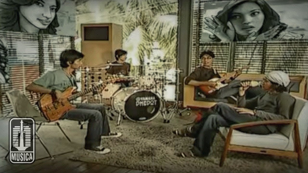 Letto - Hantui Aku (Official Music Video)