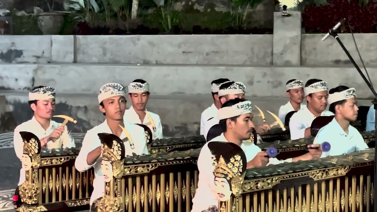 Legong Kreasi Puspa Jayeng Latri