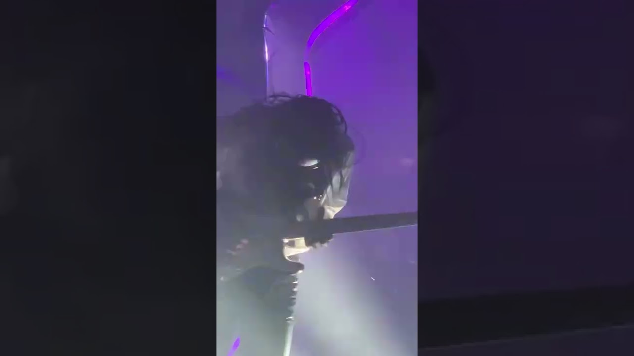 Steve Lacy “Lay Me Down” Live Houston