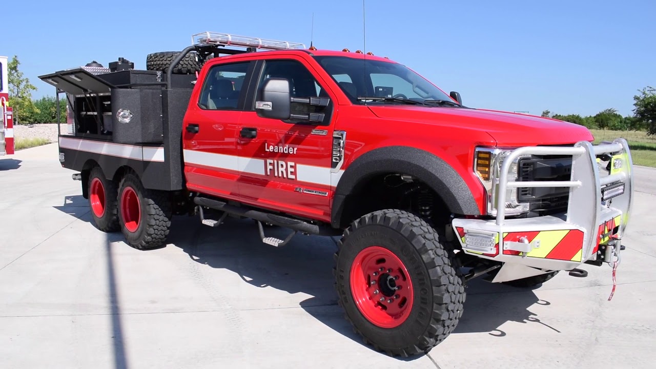 Truck Walk-Around: Leander Skeeter 6x6 Brush Truck