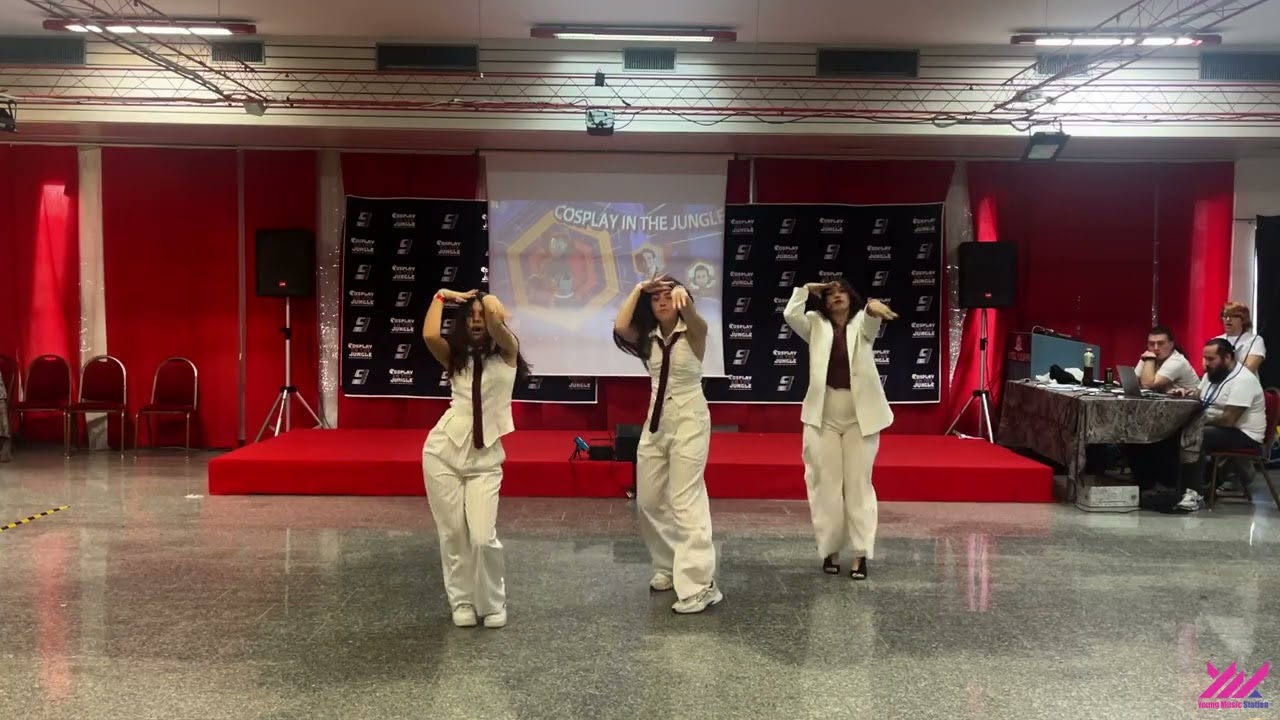 [251116] K-POP Dance Showcase in Italy | In The Morning - ITZY by Onyx Eyes @ Cosplay In The Jungle