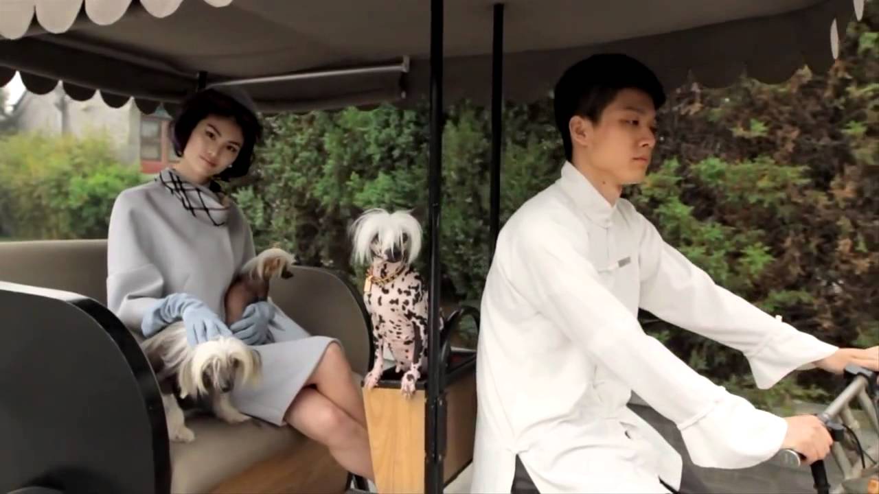 MAKING OF: VOGUE CHINA - SPECIAL EDITION - MARIO TESTINO'S CHINA