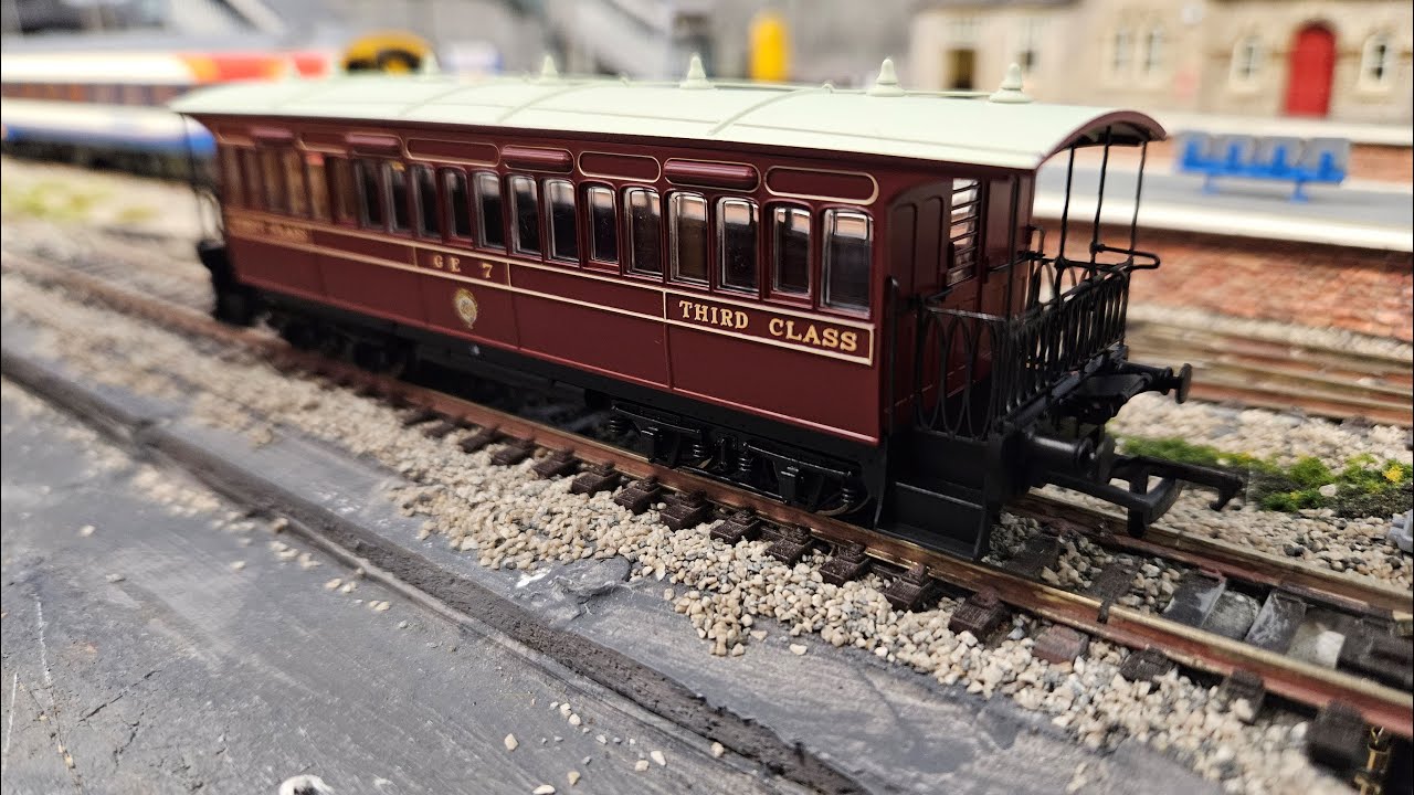 Rapido Wisbech and Upwell tramcar Coach NO.7 as preserved Unboxing