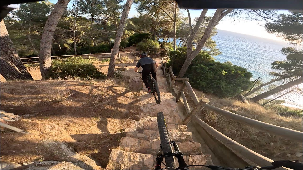Urban Downhill - Training Camping Cala LLevado