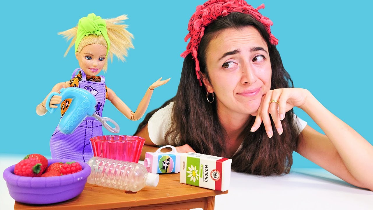 Barbie videoları kızlar i&ccedil;in. Barbie ve Sevcan ile yemek yapma oyunları. Kız videoları
