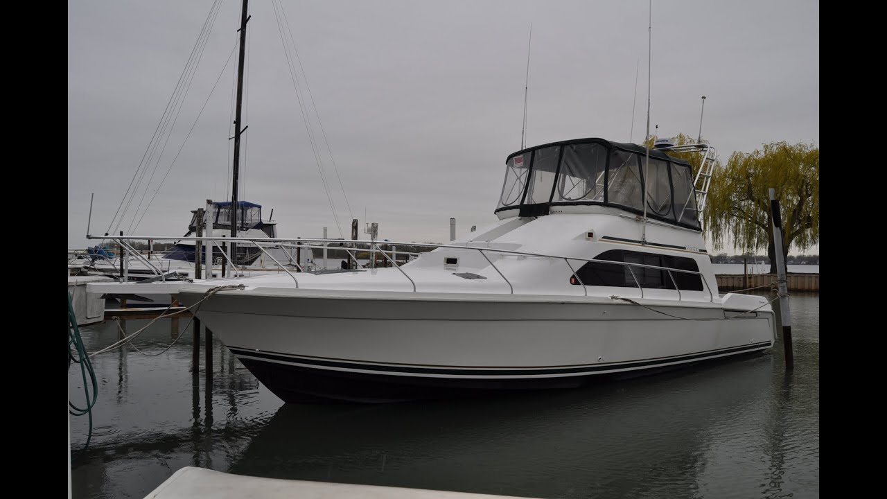 1995 Mainship 40 Sedan Bridge -- SOLD