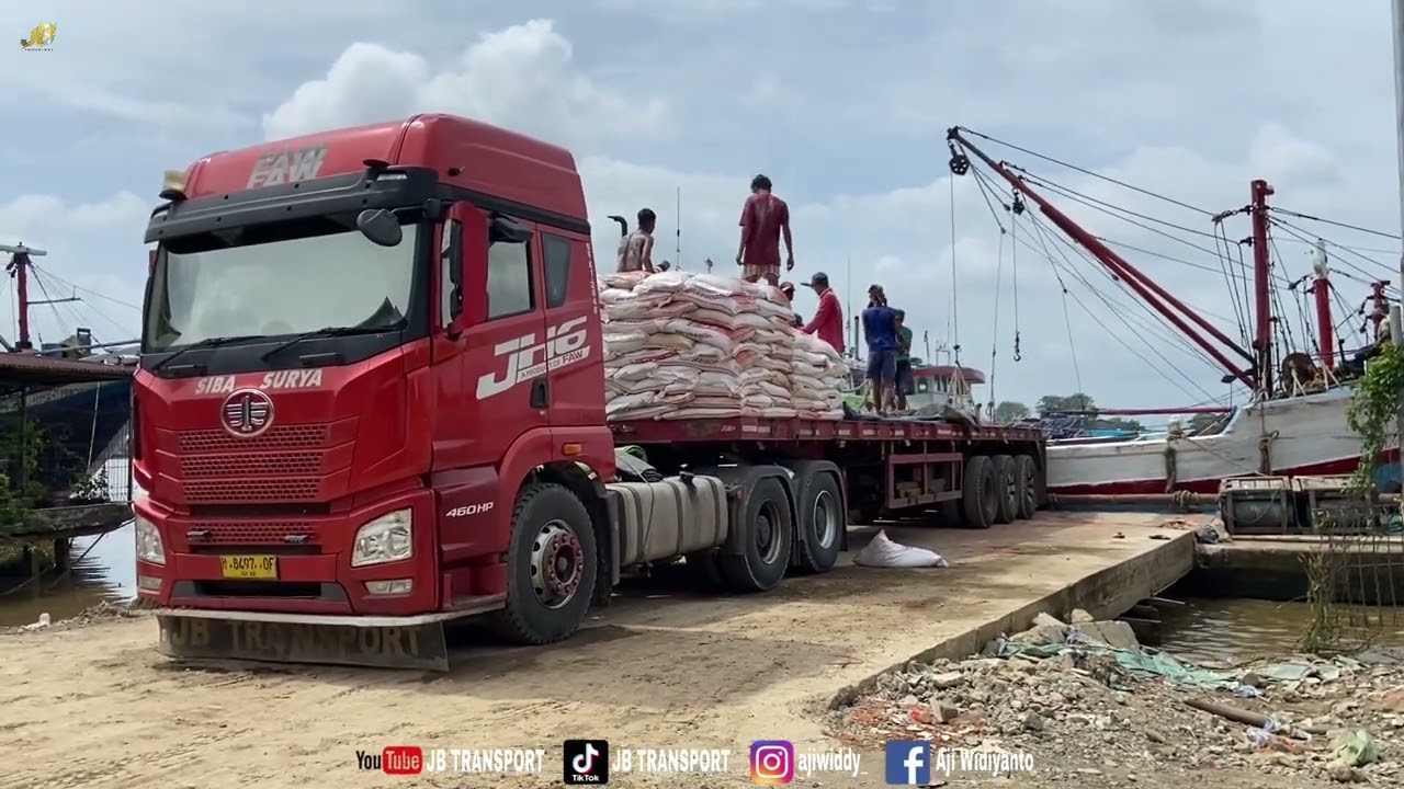Proses Bongkar Di Kapal