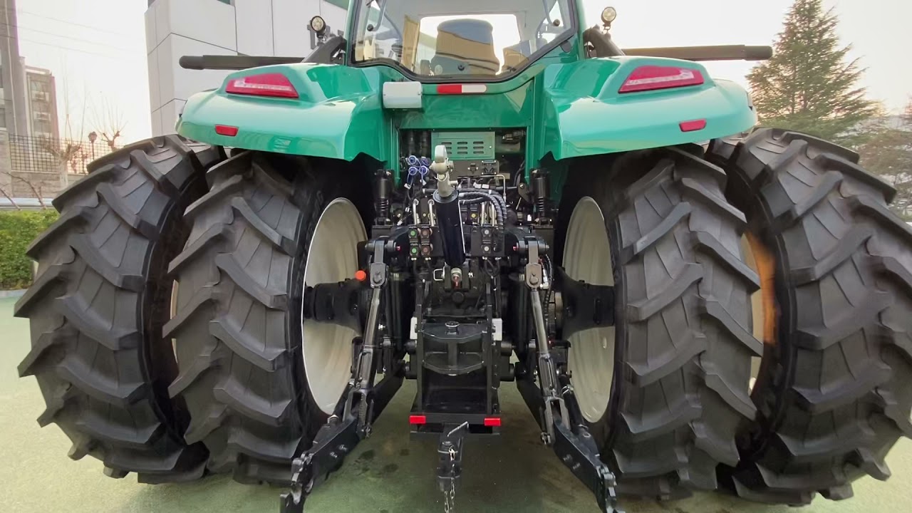 LOVOL P8 series tractor , CVT 340hp