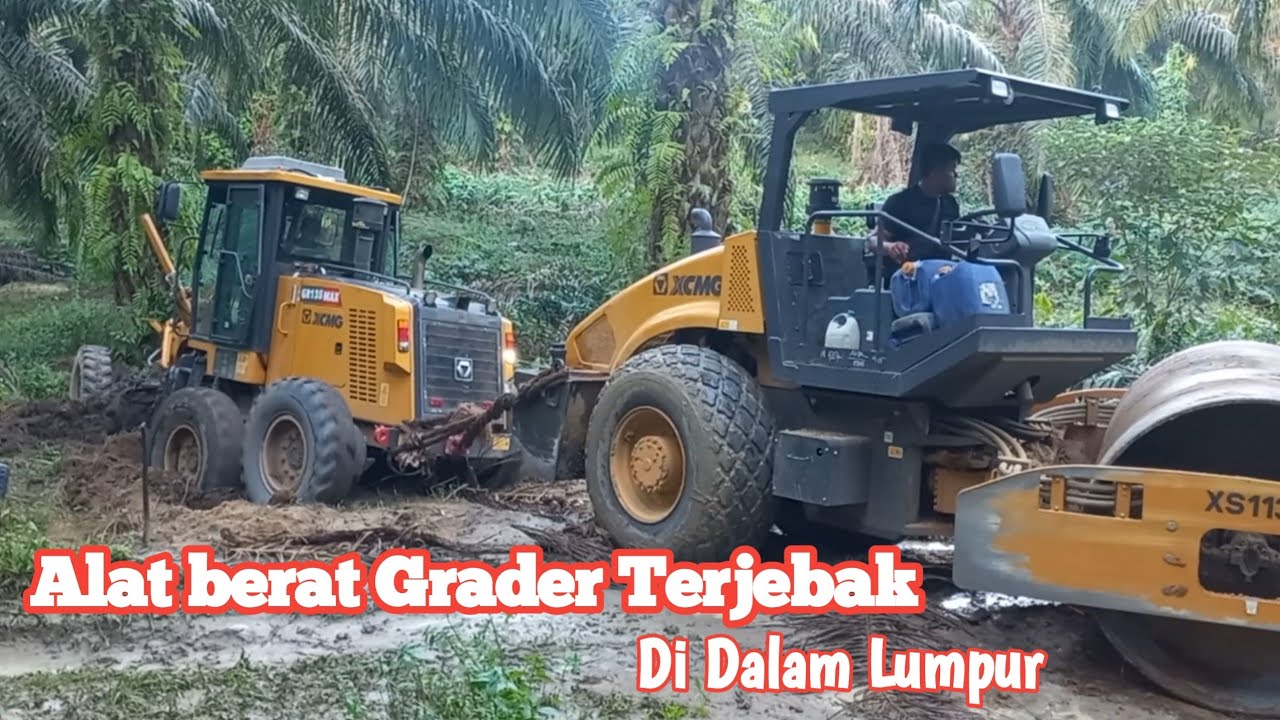Proses Penarikan Alat Berat Greder 