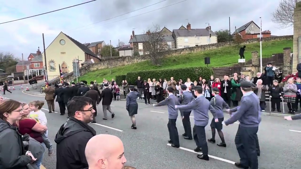 Welcome To The Other #Wrexham: A superb parade at the Cenotaph  in Cefn Mawr for Remembrance Sunday.