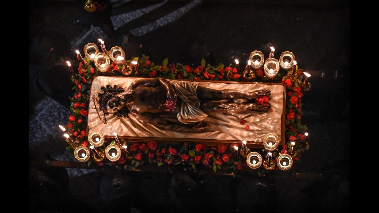 Nel Silenzio della Passione di rosario di  nota