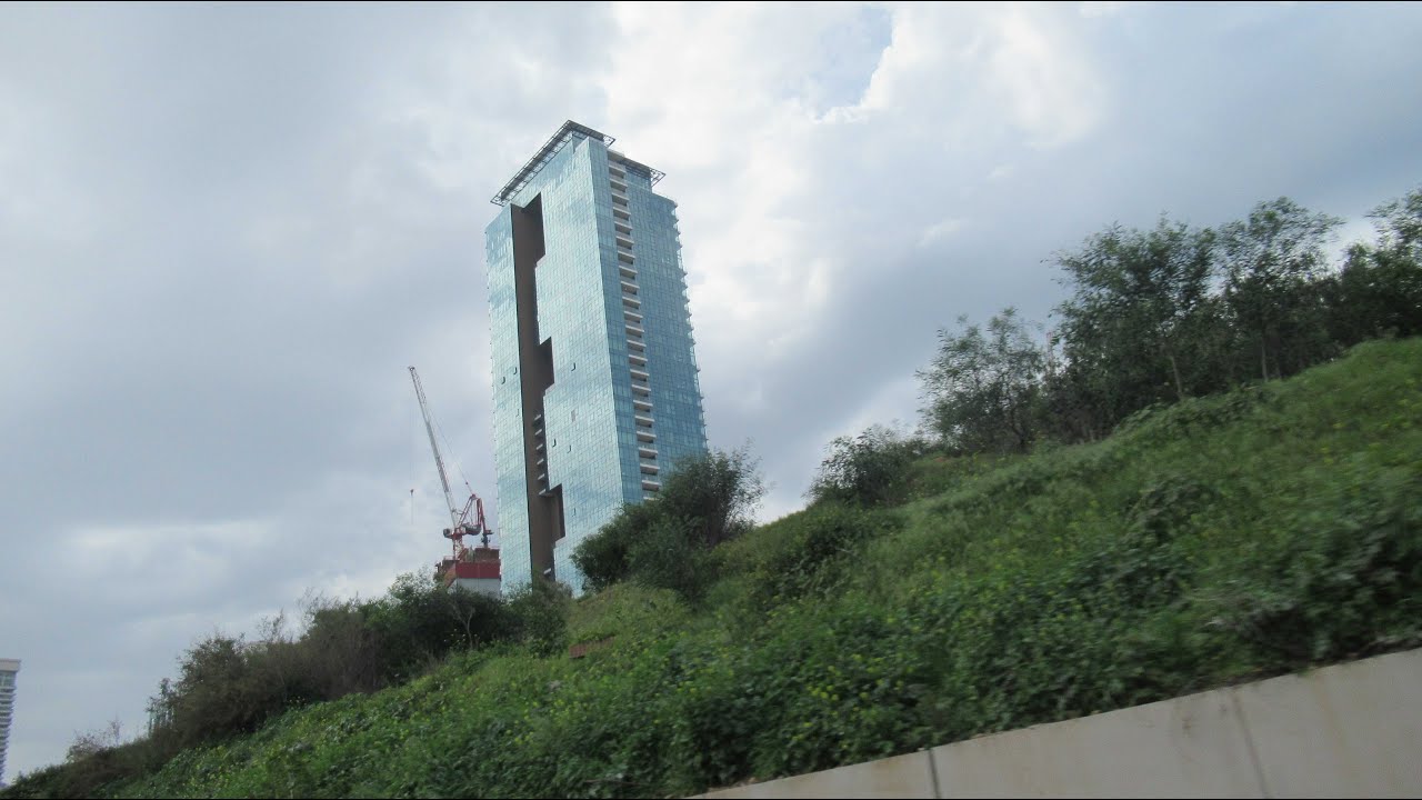 North Tel Aviv and the city of Ramat Gan