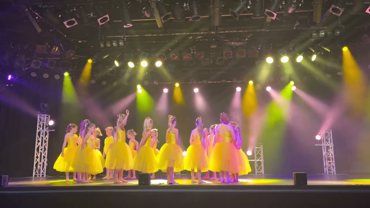 Year 2 Far North Coast Dance Festival performance