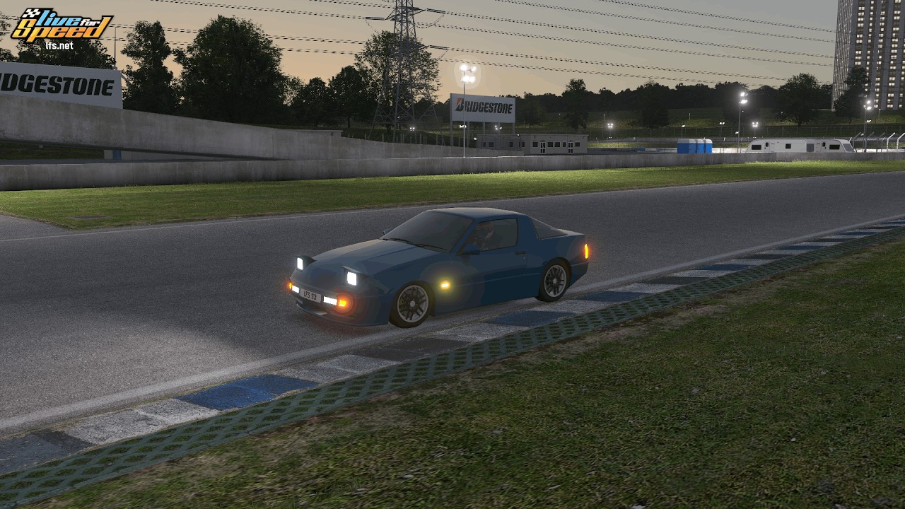 Live for Speed S3 0.8 Cars #3 - XR GT (XRG) on Blackwood Historic