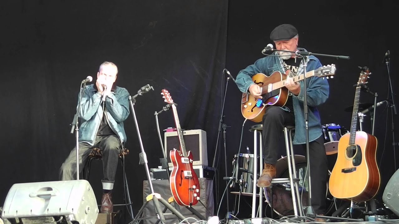 MIKE GREENE & YOUSSEF REMADNA    WALKING BLUES