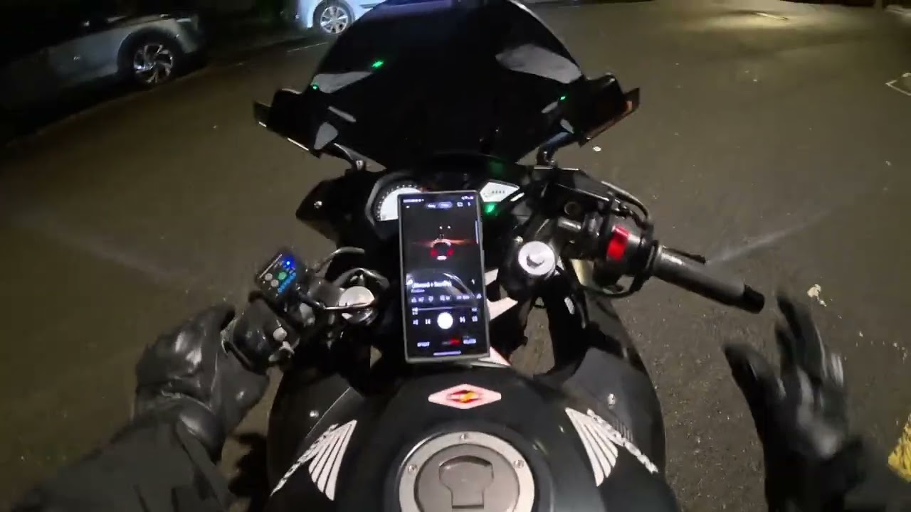 🏍️ Voy a recoger a mi amigo y nos vamos al gym | CBR650F