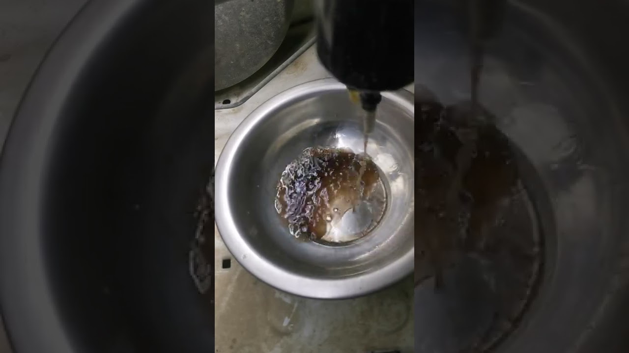 فك ثلاجه مكينه هايلوكس وانوفا واصلاح تهريب وتصفيه للمحرك وتنظيف بخاخات #سلطان_فكسز