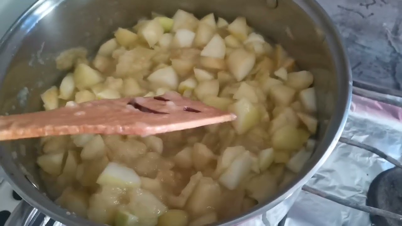 Яблучне пюре без цукру для зефіру.
