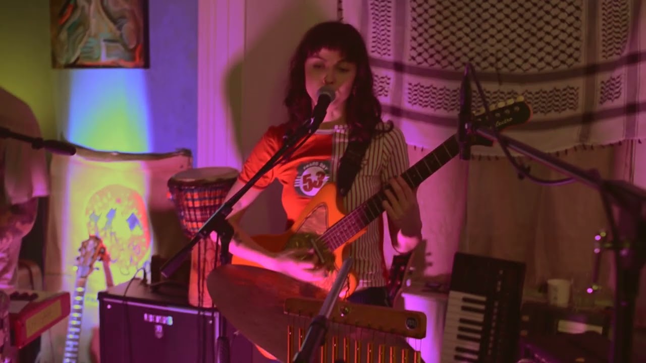 Sei Green - Deep Green (Live from Adam's bedroom)