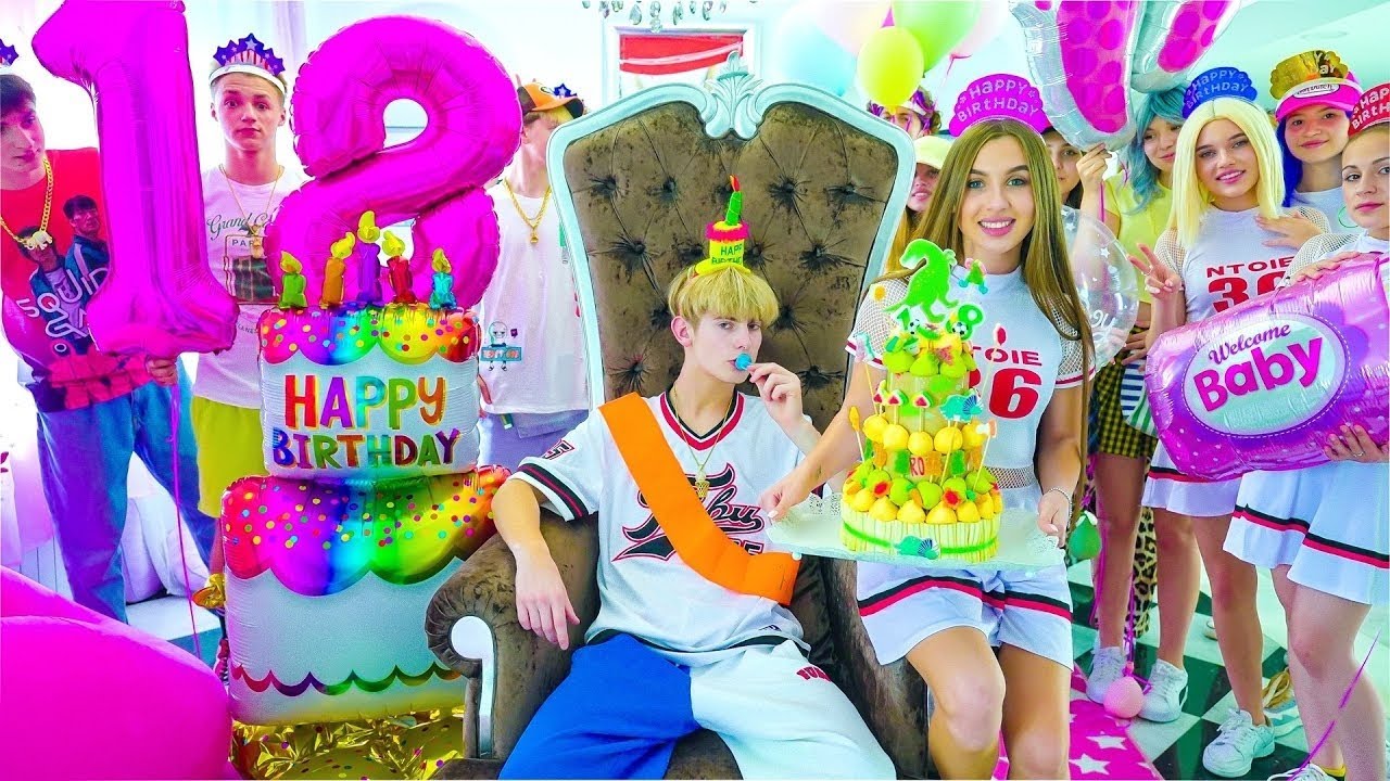 DIANA ERKEK ARKADAŞININ DOĞUM GÜNÜ IÇIN BIR SÜRPRIZ HAZIRLADI!  🥳🥳🥳