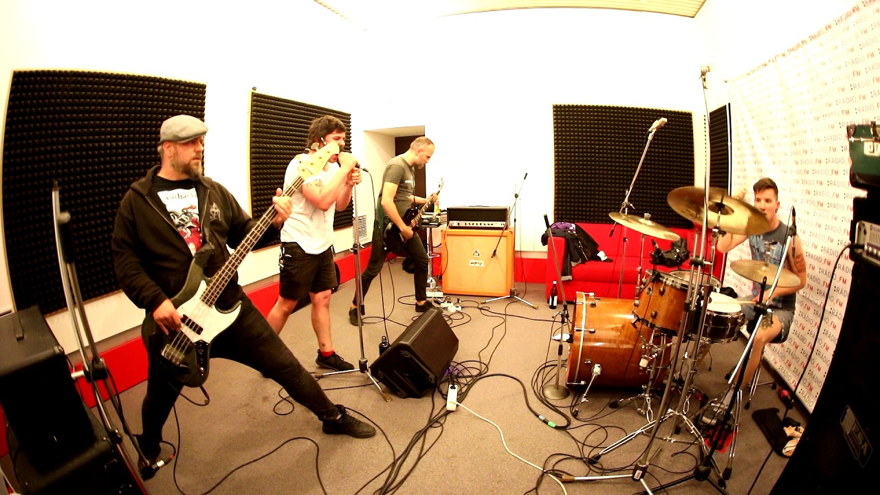 DECULTIVATE v Headbanger_FM