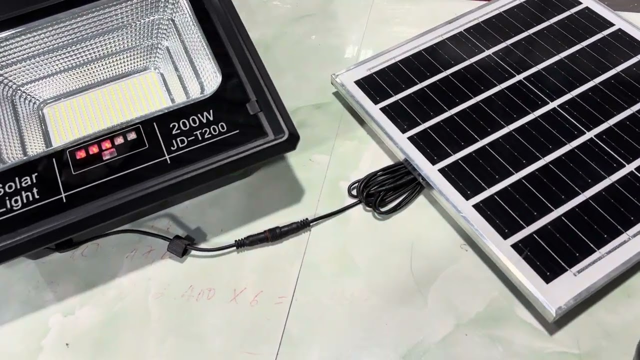 JDT 200w 224 led 2835, pin lưu 20AH, tấm mono 20w giá chỉ 700k bao ship zalo 0523732663.