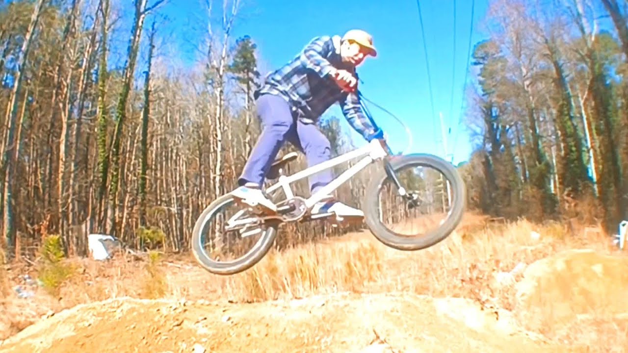 Mud Sludge & Street Cleanin' in the STREET #shieldbmx #BONESHAKERBICYCLES #credencebikes #usabmx RAD