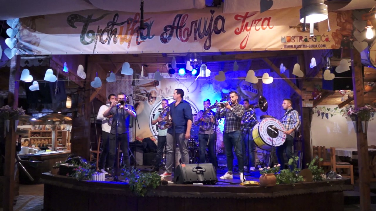 Dejan Lazarević Broćića Avlija 07. 08. 2017.