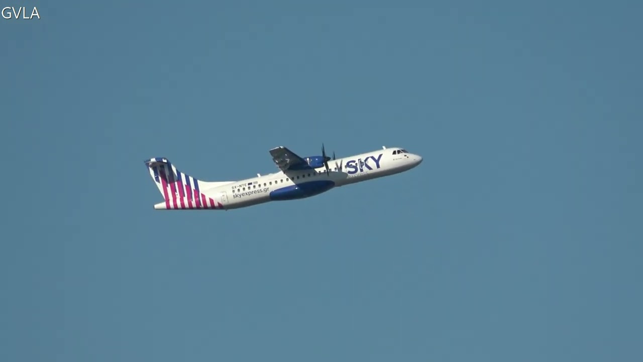 Sky Express ATR 72-600 SX-NTE Athens - Karpathos