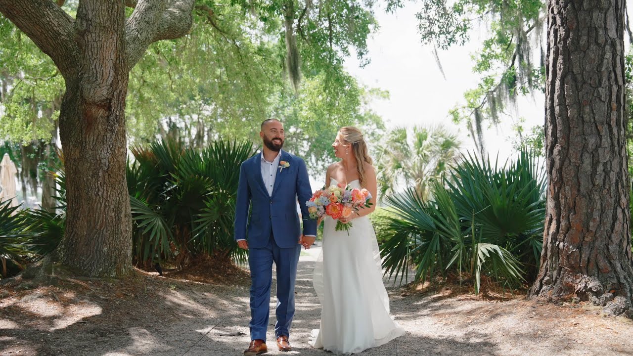 A Romantic and Colorful Wedding at the Creek Club at I'On – Megan and Lawson