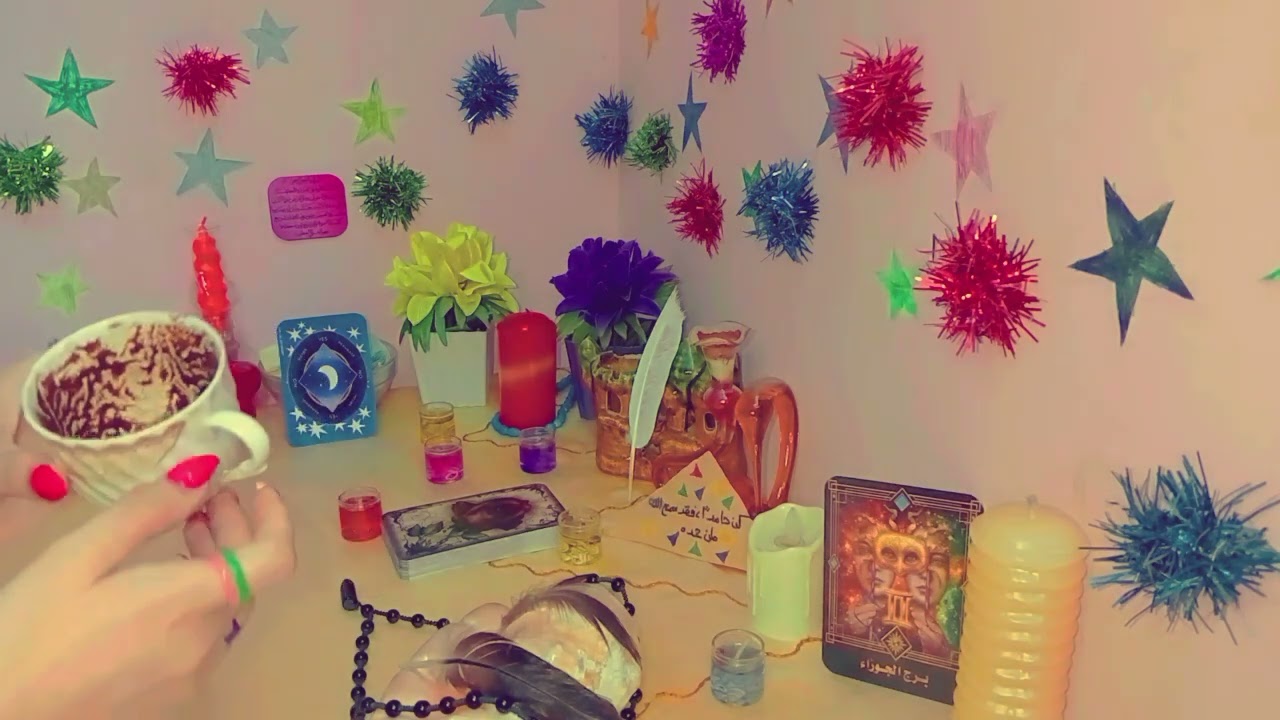 فنجان برج الجوزاء ♊☕اوراق كتير 