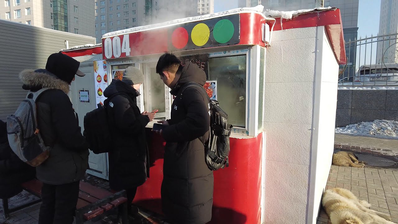 WALKING THROUGH ULAANBAATAR ON CHRISTMAS DAY (4K)