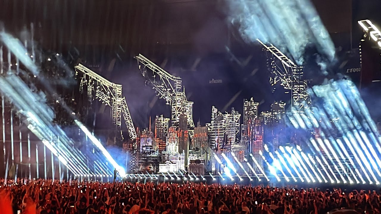 THE WEEKND - Moth To A Flame Live After Hours Til Dawn Tour Paris 30.07.23