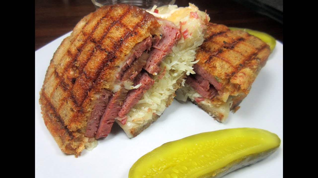 Reuben Sandwich ~How to make a Reuben Sandwich Recipe
