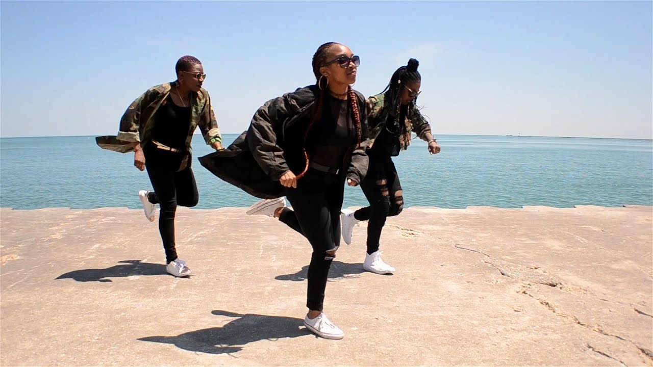 CHICAGO FOOTWORK - GIRLS DO IT BETTER