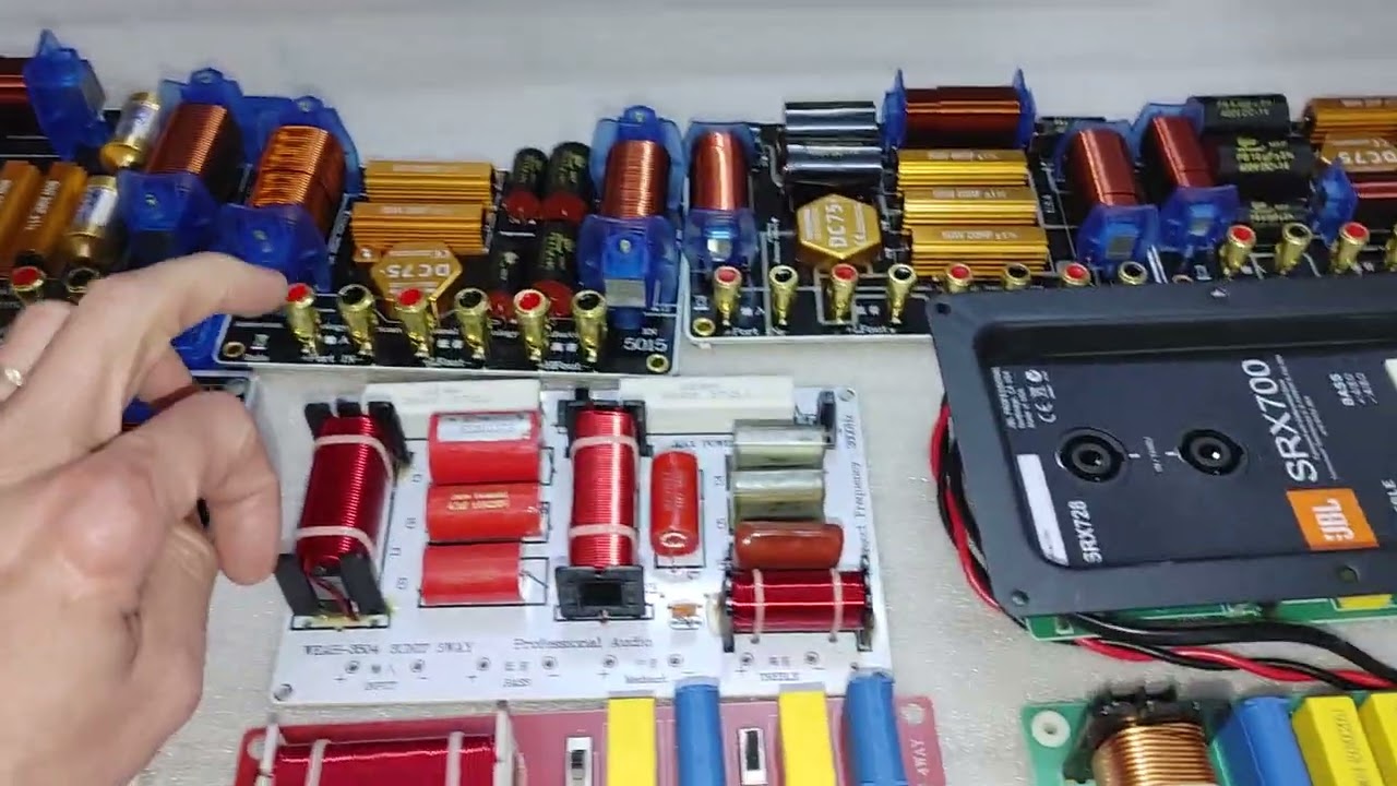 Vựa Phân Tần giới thiệu 40 loại phân tần loa. đt: 0868670189