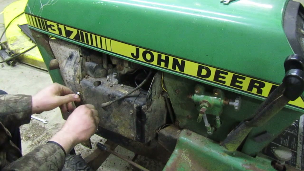 What happened ??? 1981 John Deere 317 Bad Engine ????