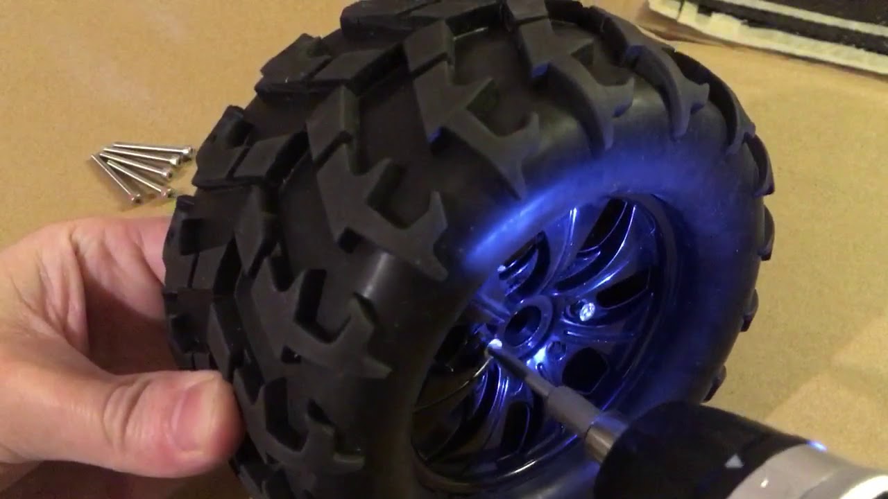 How to really lock RC 17mm Hex Nuts with Wheel Locking Adapters