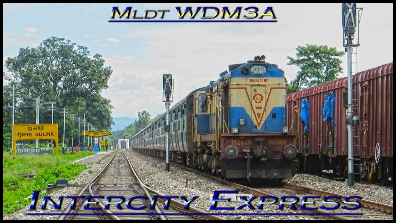Chugging & Honking Malda Alco hauling APDJ-SGUJ Intercity Exp slowly skipping Gulma