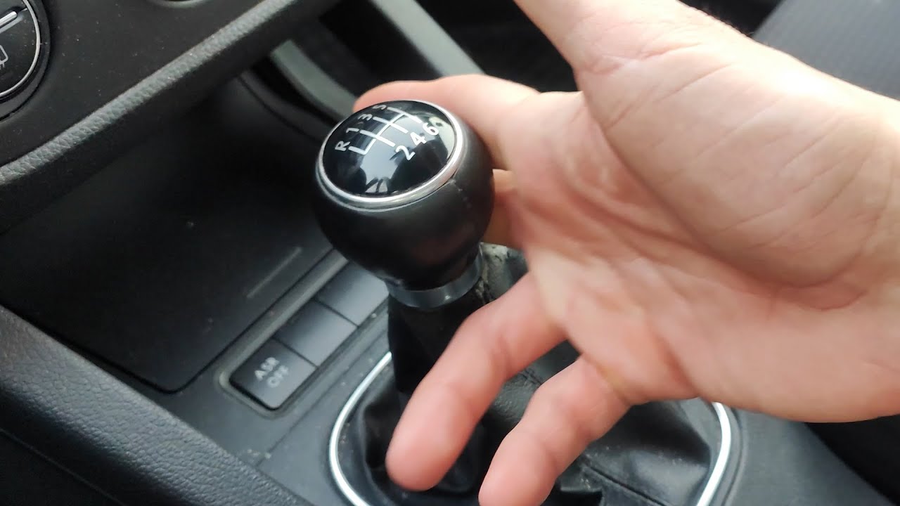 Koje gre&scaron;ke vozača mogu da na&scaron;kode manuelnom mjenjaču?